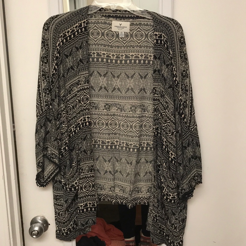 American Eagle kimono
